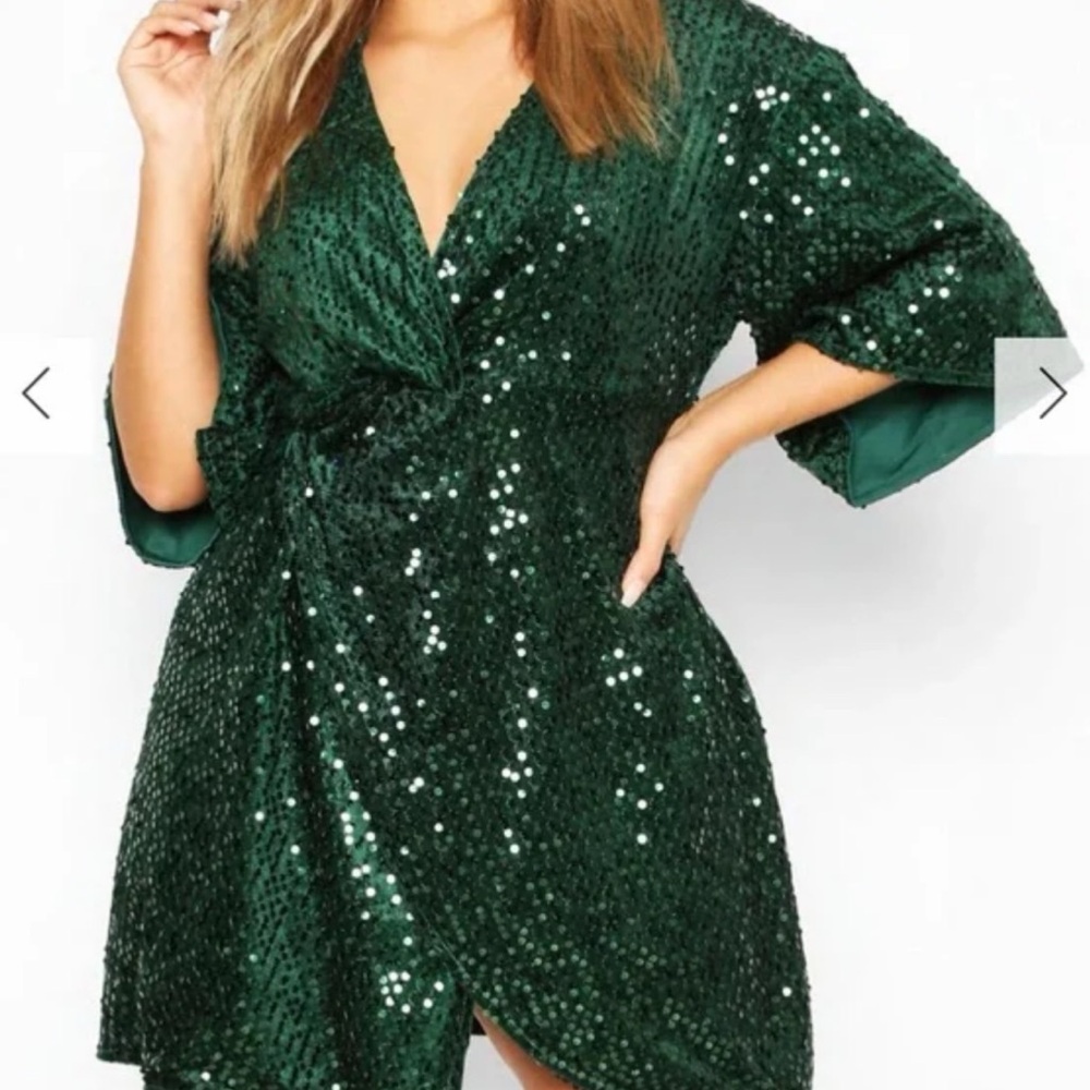 Boohoo Plus Sequin Twist Front Dress